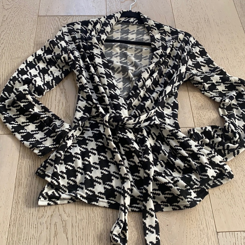 Black and white tie sweater/ shirt